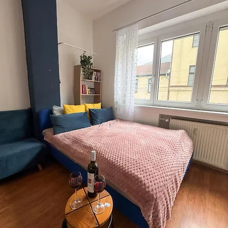 Old Town Cozy In Center